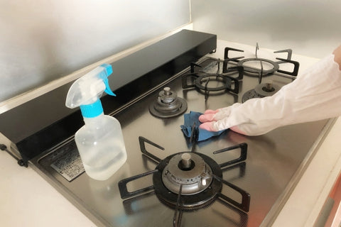 油汚れ・キッチン汚れ専用洗剤は酸素系多用途洗剤があれば必要がない